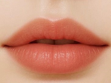 FEMMUEから初のリップスティックコレクションが登場の画像