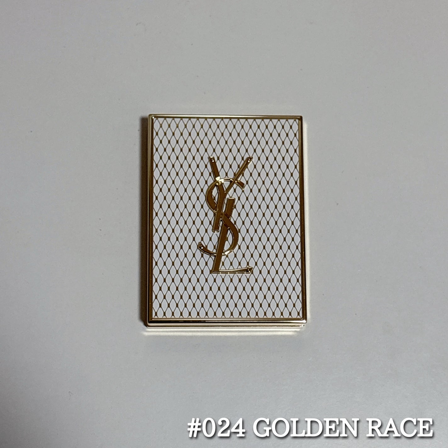 クチュール ミニ クラッチ/YVES SAINT LAURENT BEAUTE/アイシャドウパレットを使ったクチコミ(2枚目)