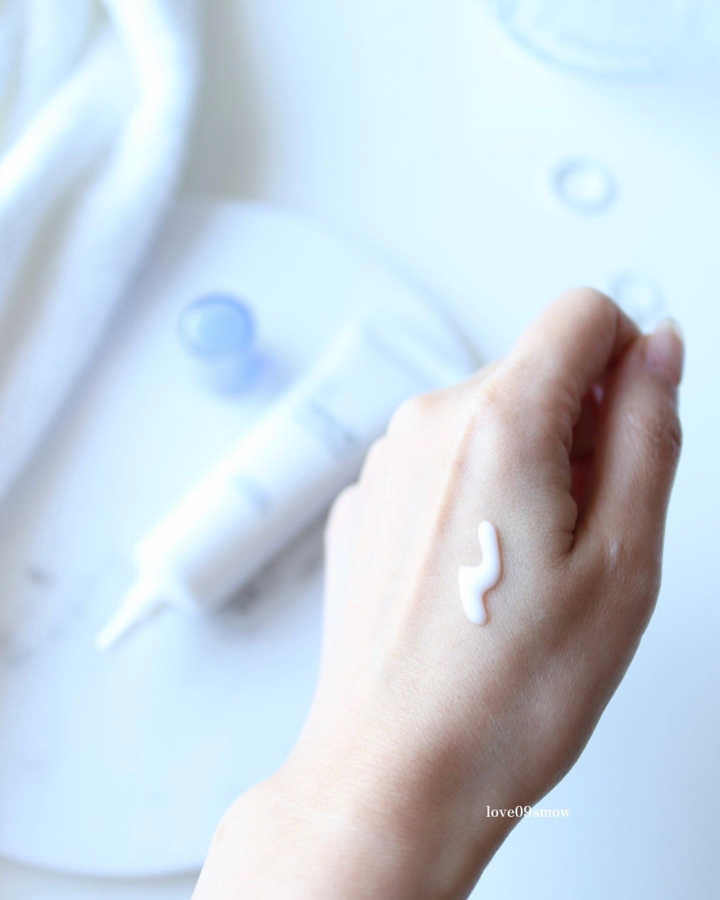 ミノン アミノモイスト ブライトニング モイストエッセンス/ミノン/美容液を使ったクチコミ(3枚目)