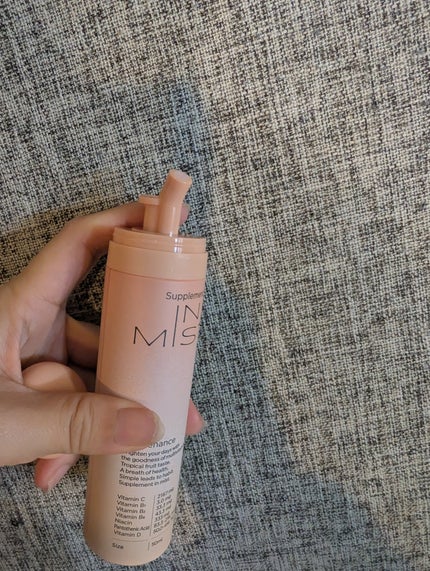 あやか on LIPS 「INMIST(インミスト)どこでも水無しワンプッシュでおいしく..」(2枚目)