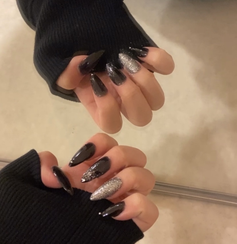 ジェルネイル（ライト対応）/セリア/ジェルネイルを使ったクチコミ（1枚目）