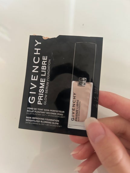 プリズム・リーブル・グロウ・セラム・ ファンデーション/GIVENCHY/リキッドファンデーションを使ったクチコミ(1枚目)