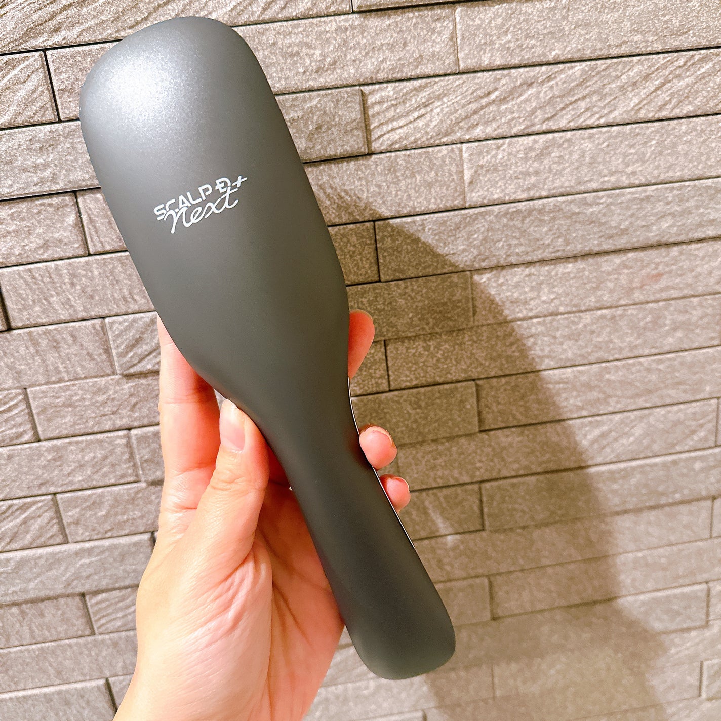 スカルプD ネクストプラス スタイルエレブラシ/アンファー(スカルプD)/ヘッドマッサージャーを使ったクチコミ(5枚目)