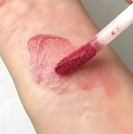 ジルスチュアート タイムレスグロウ ルージュティント/JILL STUART/リップティントを使ったクチコミ(2枚目)