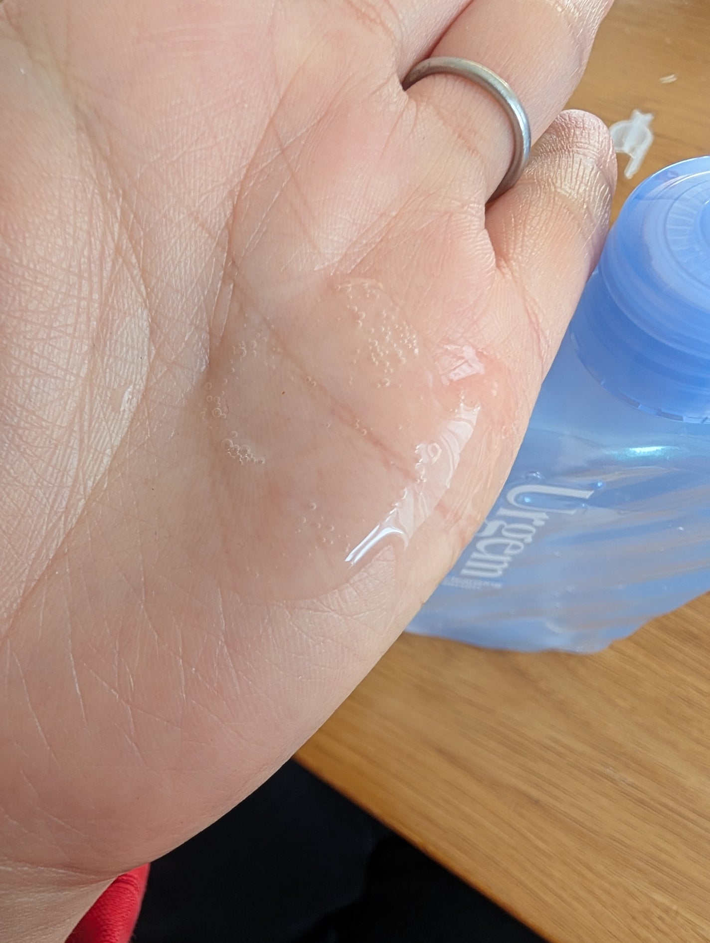 ウルジェム 蜜水感クレンジングセラム/Urgem/クレンジングジェルを使ったクチコミ(2枚目)