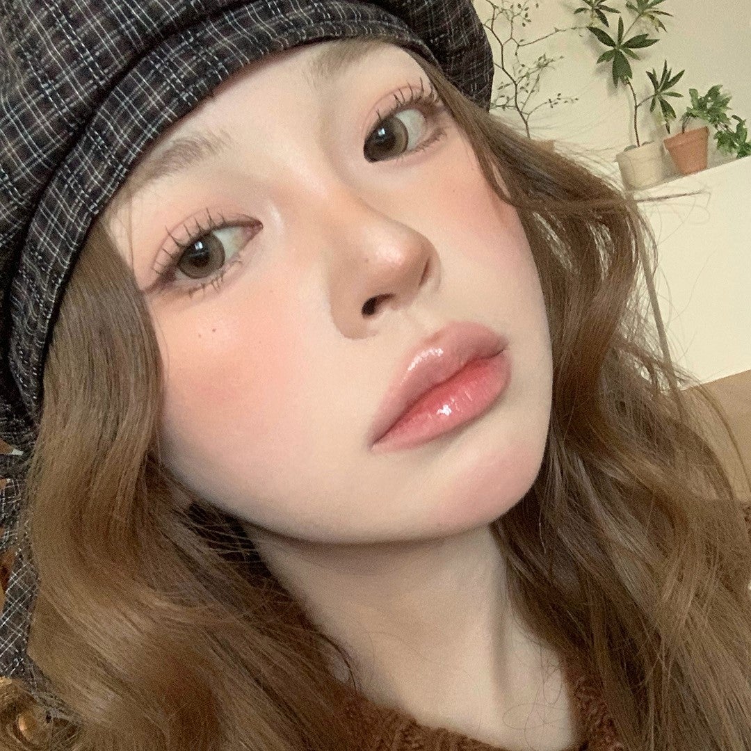 dasique公式アカウント on LIPS 「ほんのり熟れ感をひとさじ。ニュアンスたっぷりのリップメイクが完..」(3枚目)