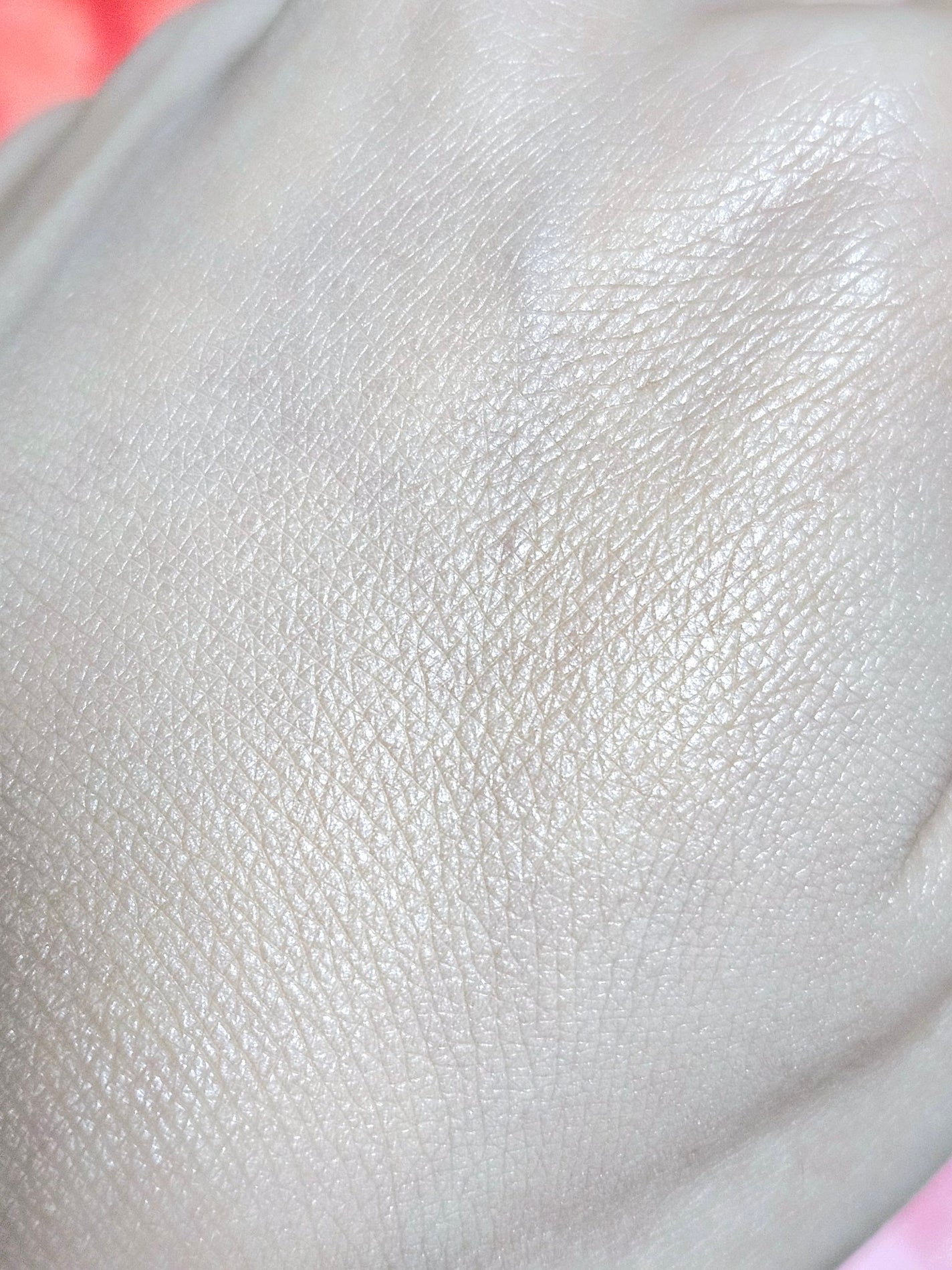 ルビー姫 on LIPS 「化粧水のあとにこのファンデをつけるだけでベース完了です👌美容成..」(4枚目)