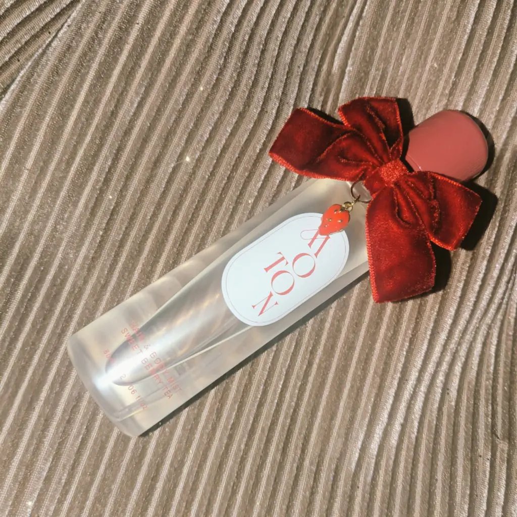 MOTON  ヘア&ボディミスト SWEET BERRY TEA/MOTON/香水(その他)を使ったクチコミ（1枚目）