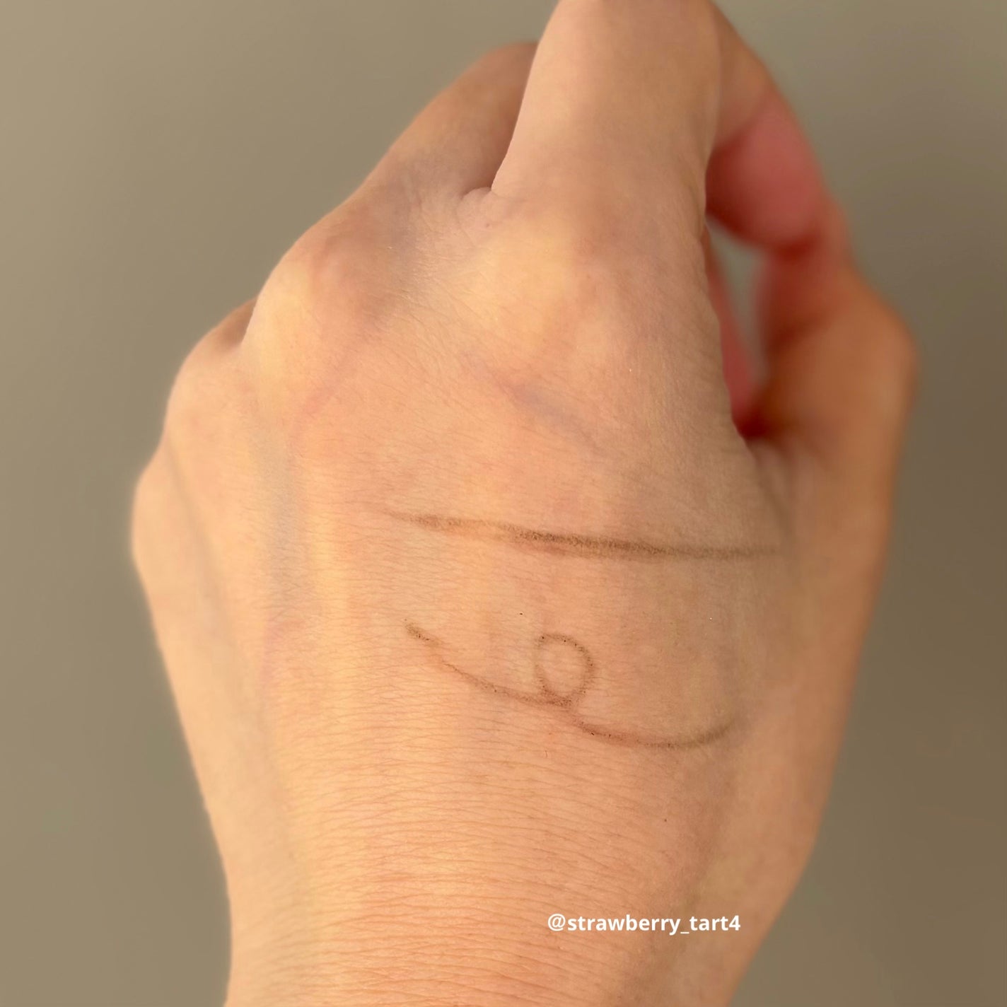 アイライズスリムブロー/THE FACE SHOP/アイブロウペンシルを使ったクチコミ(2枚目)