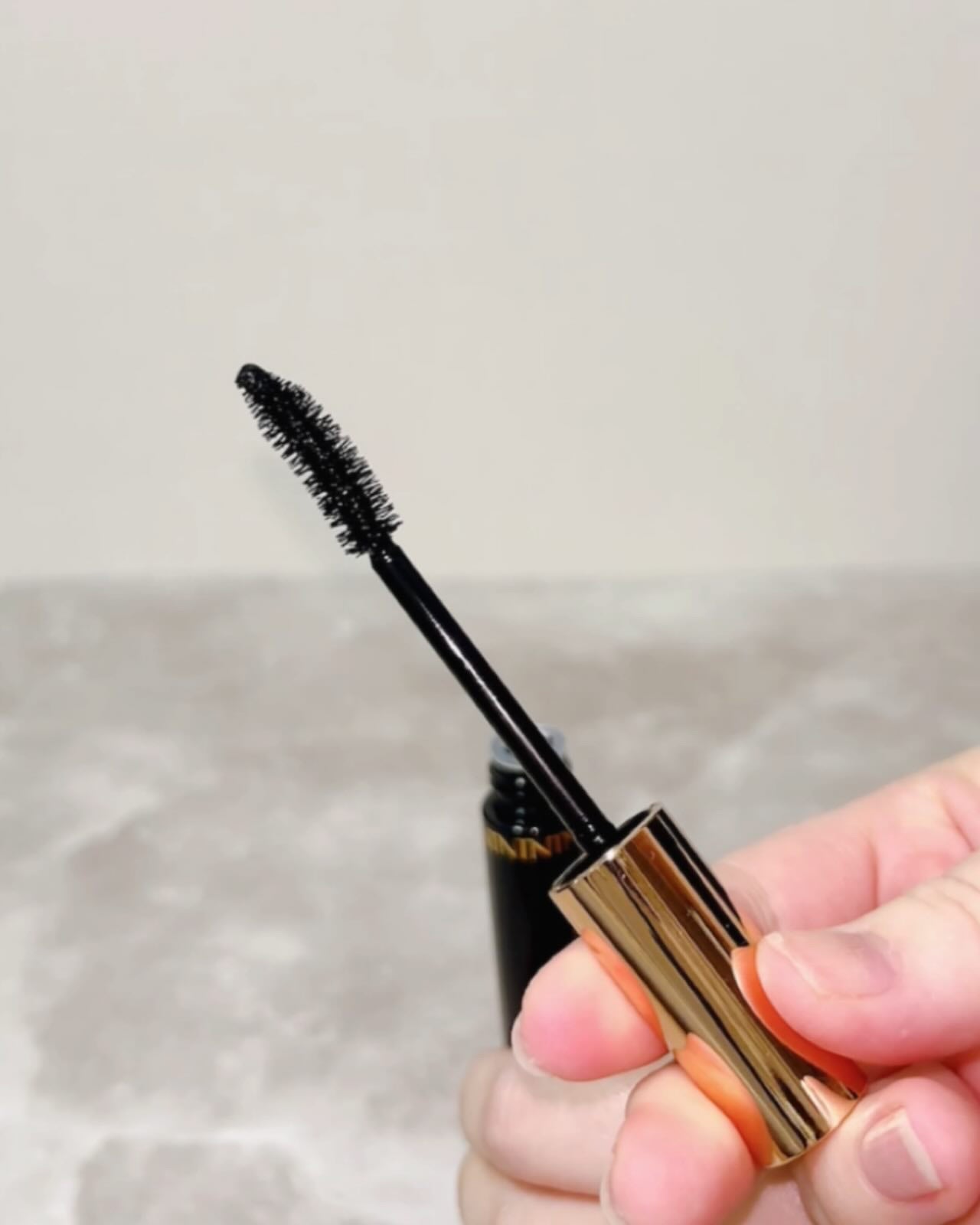 まつ毛用カールアップコーティング(ブラック)/束感ニキ/マスカラ下地を使ったクチコミ(4枚目)