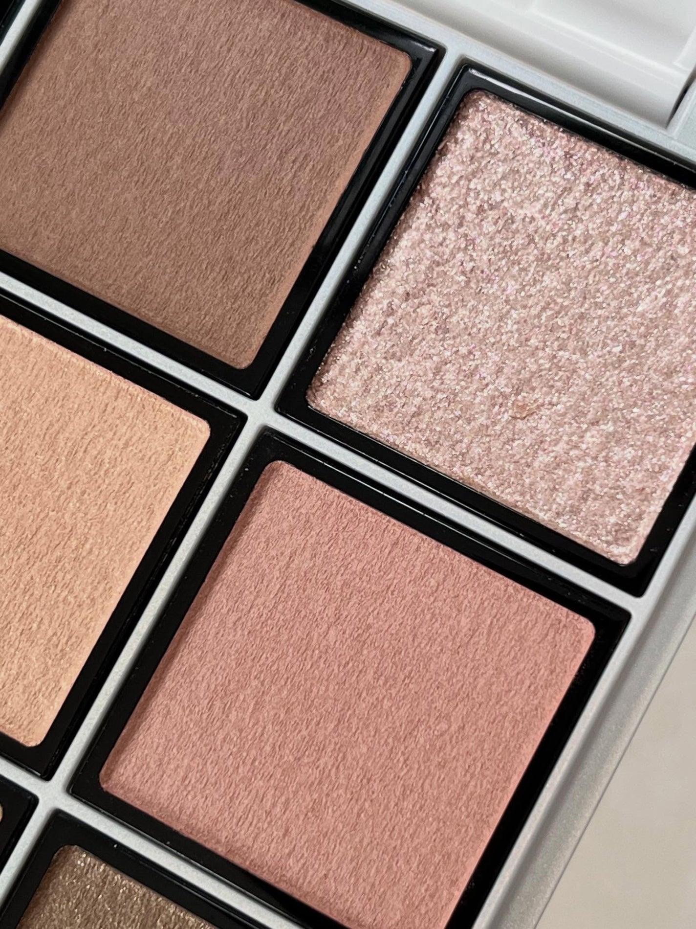 セルヴォーク エクスプレッシヴ アイズ/Celvoke/アイシャドウパレットを使ったクチコミ(6枚目)