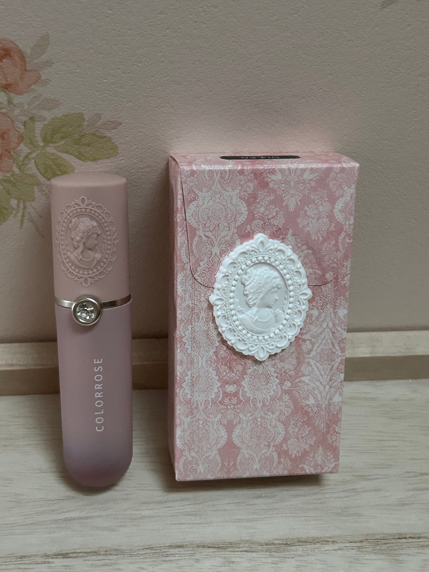 COLORROSE 女王のカメオミルキーティント /COLORROSE/口紅を使ったクチコミ(1枚目)