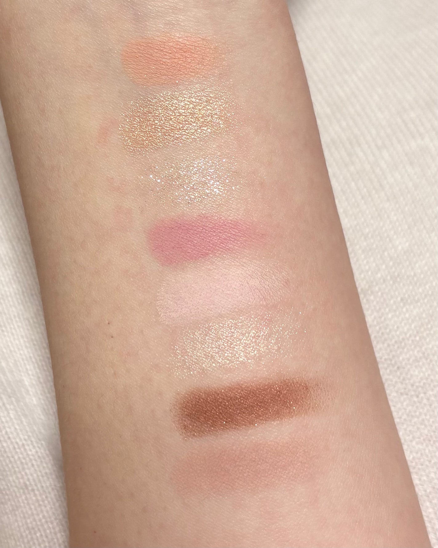 アイトーン ドーナツアイシャドウパレット/TONYMOLY/アイシャドウパレットを使ったクチコミ(3枚目)