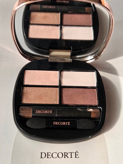 コントゥアリング アイシャドウ/DECORTÉ/アイシャドウパレットを使ったクチコミ(1枚目)