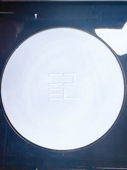 トランスルーシェント ブルーリング セッティング パウダー/PERFECT DIARY/プレストパウダーを使ったクチコミ(2枚目)