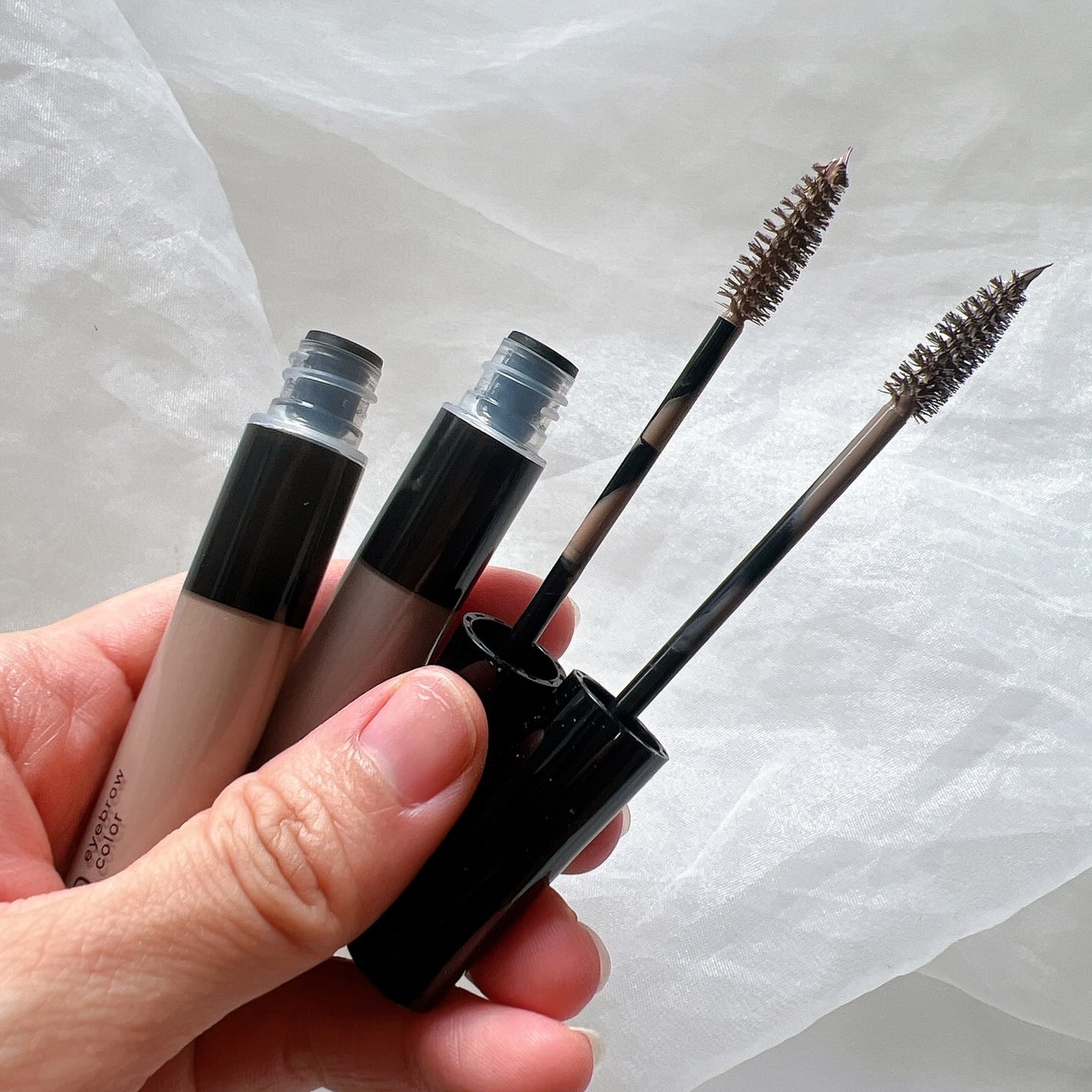 ケイト デザイニングアイブロウ3D/KATE/パウダーアイブロウを使ったクチコミ(5枚目)