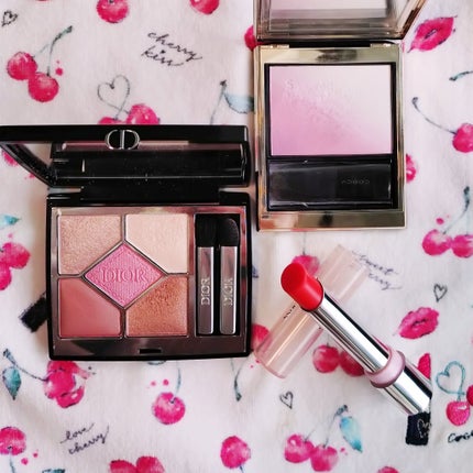 midori on LIPS 「★今日のメイク★Diorのアイパレを使いました!これは夜中に衝..」(1枚目)