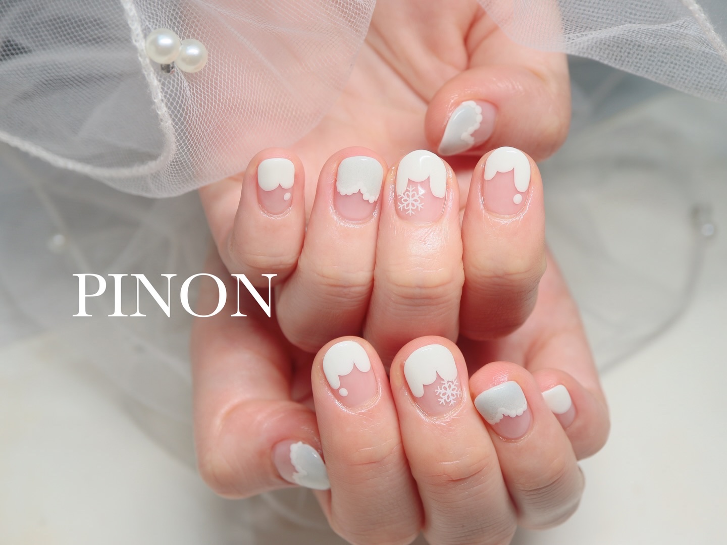 #雪ネイル,#マグネットネイル,#冬ネイル,#雪の結晶ネイルのネイルデザイン