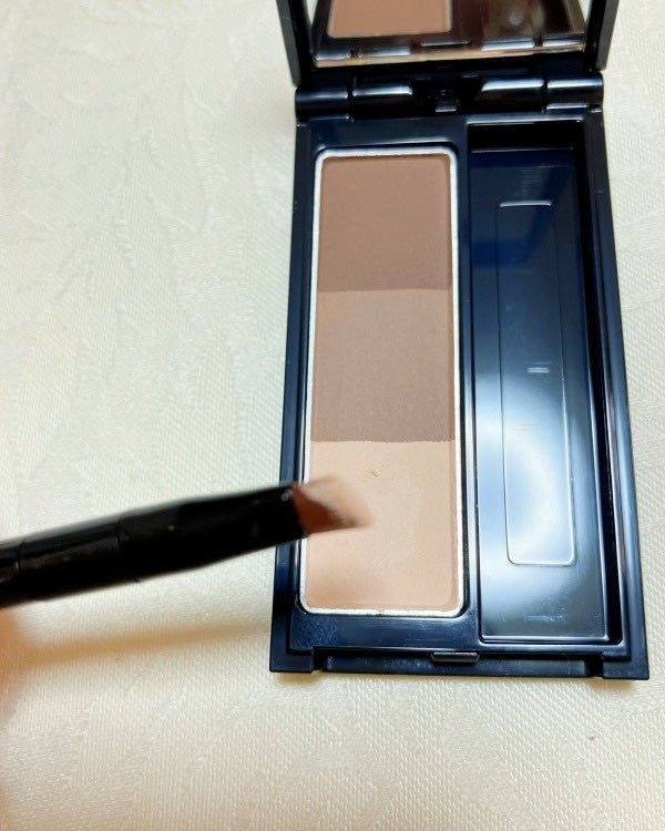 ケイト デザイニングアイブロウ3D/KATE/パウダーアイブロウを使ったクチコミ(3枚目)