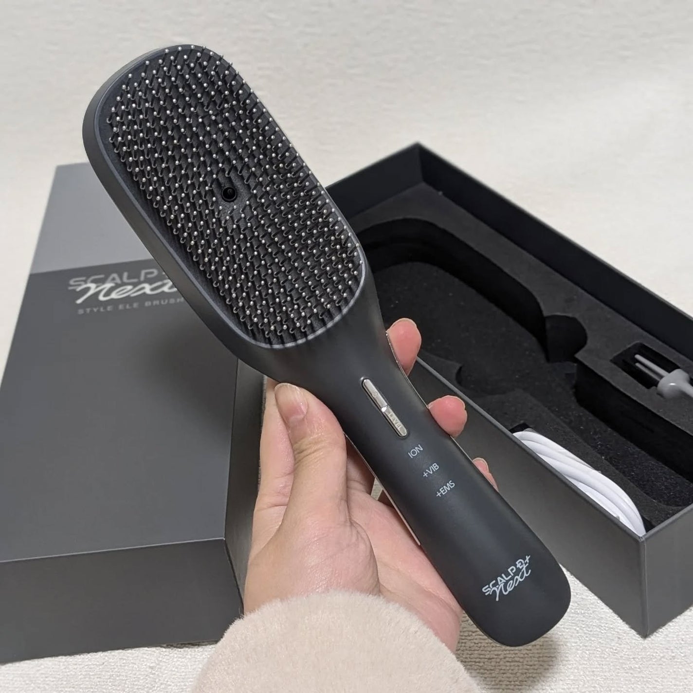 スカルプD ネクストプラス スタイルエレブラシ/アンファー(スカルプD)/ヘッドマッサージャーを使ったクチコミ(1枚目)