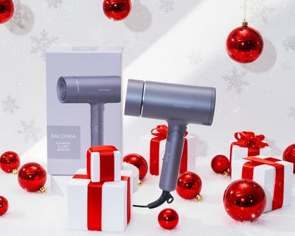SALONIA(サロニア)公式アカウント on LIPS 「クリスマスギフトにもおすすめ🎄ドライヤーの紹介💝サロニア グロ..」(1枚目)