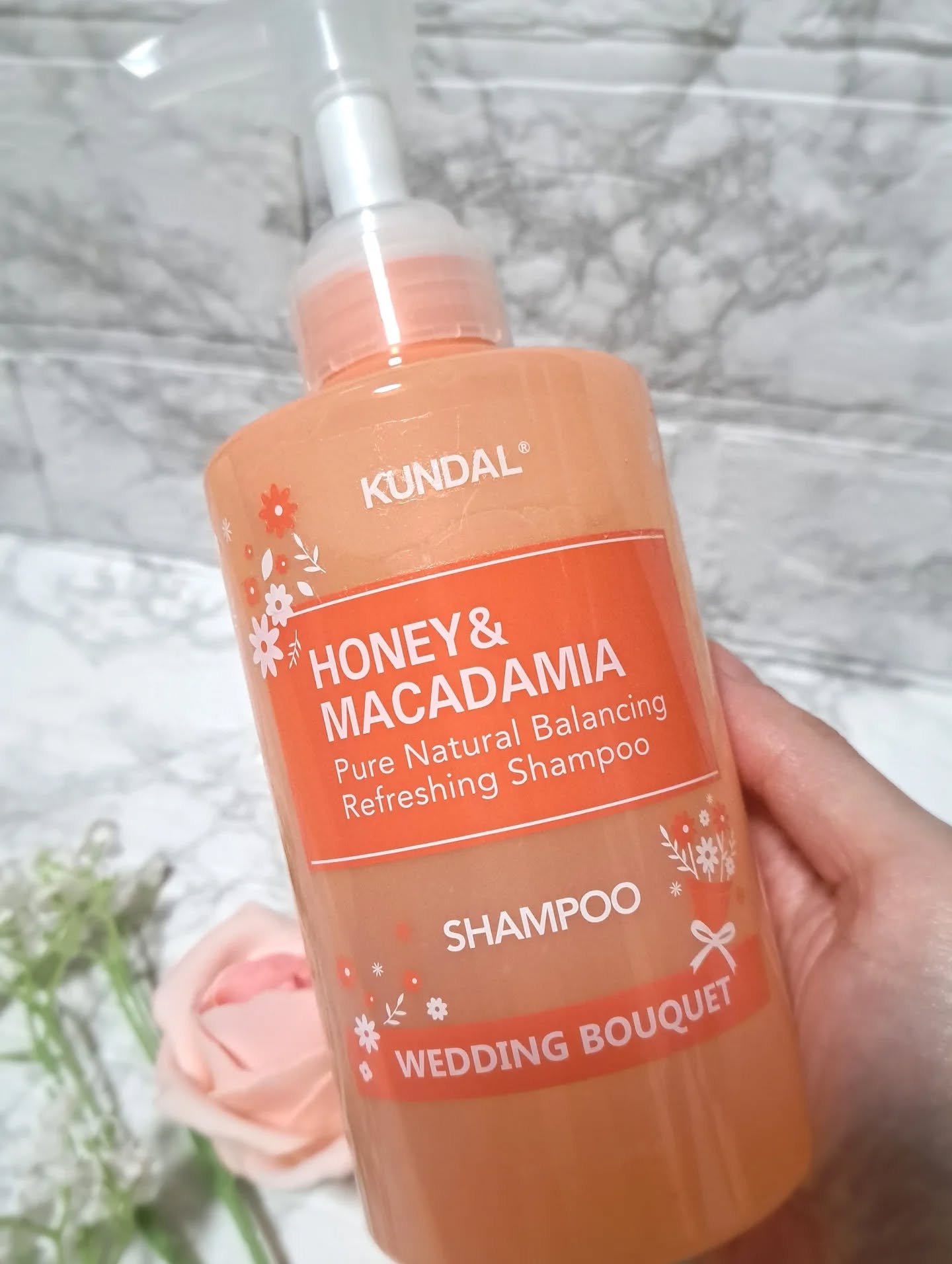 ハニー＆マカデミア シャンプー＆トリートメント『ウェディングブーケの香り』/KUNDAL/市販シャンプーを使ったクチコミ（2枚目）