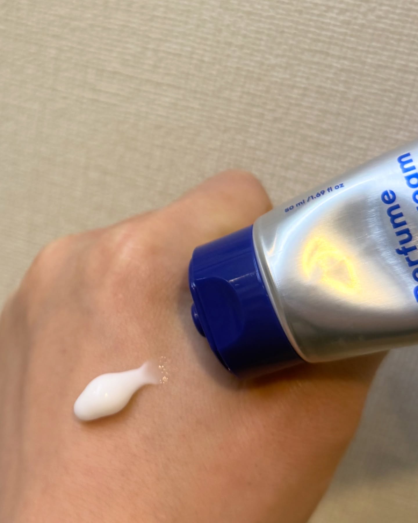 パフュームハンドクリーム ペールブラッシュ/BATH PROJECT/ハンドクリームを使ったクチコミ（2枚目）