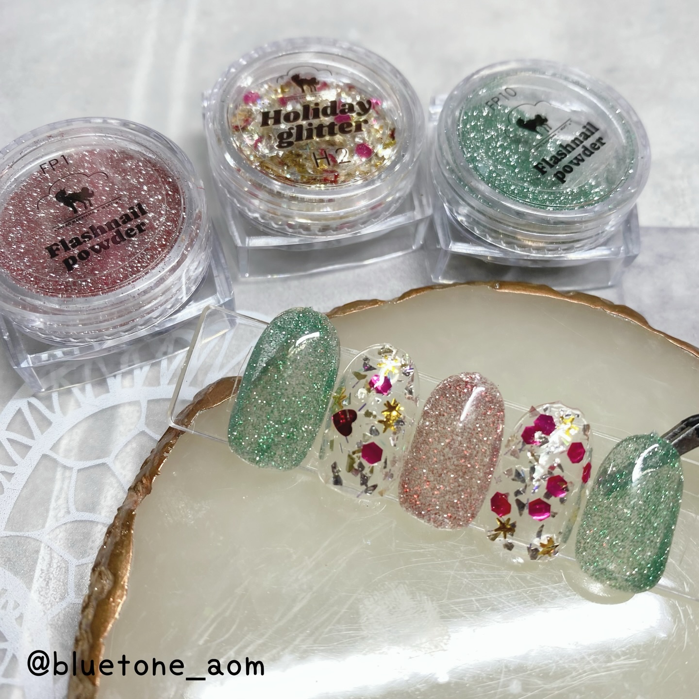 ホリデーグリッター/WSPT JAPAN/ネイル用品を使ったクチコミ（2枚目）