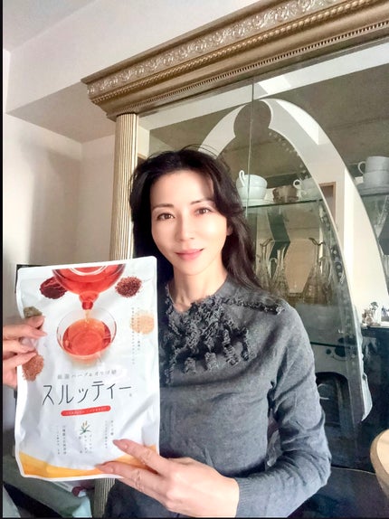 Shiho Arai on LIPS 「スルッティーご紹介します🌿✨厳選された10種のハーブに、オリゴ..」(1枚目)