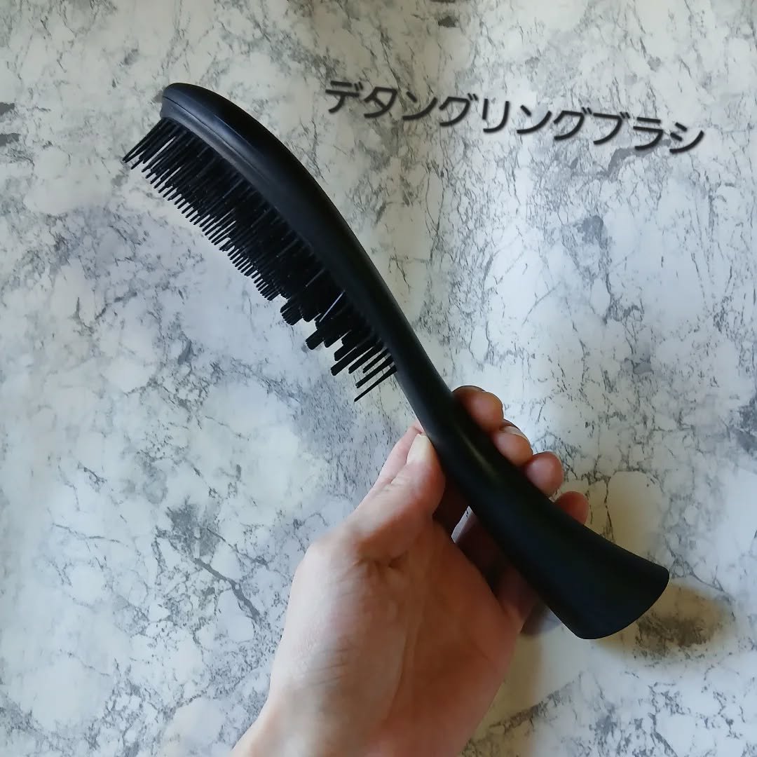 87saku ハナサク デタングリングブラシ/87saku/ヘアブラシを使ったクチコミ（2枚目）
