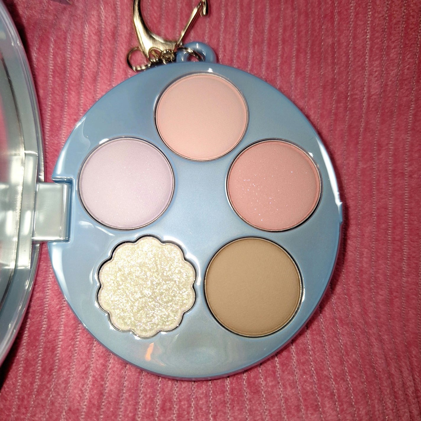 フィー ポケットアイパレット/fwee/アイシャドウパレットを使ったクチコミ(3枚目)