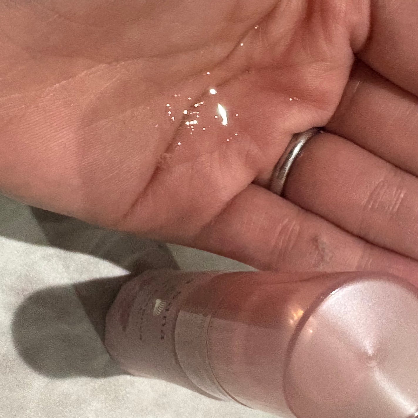 ラサーナ 海藻 ヘア エッセンス しっとり フラワーライチの香り/ラサーナ/ヘアオイルを使ったクチコミ(3枚目)