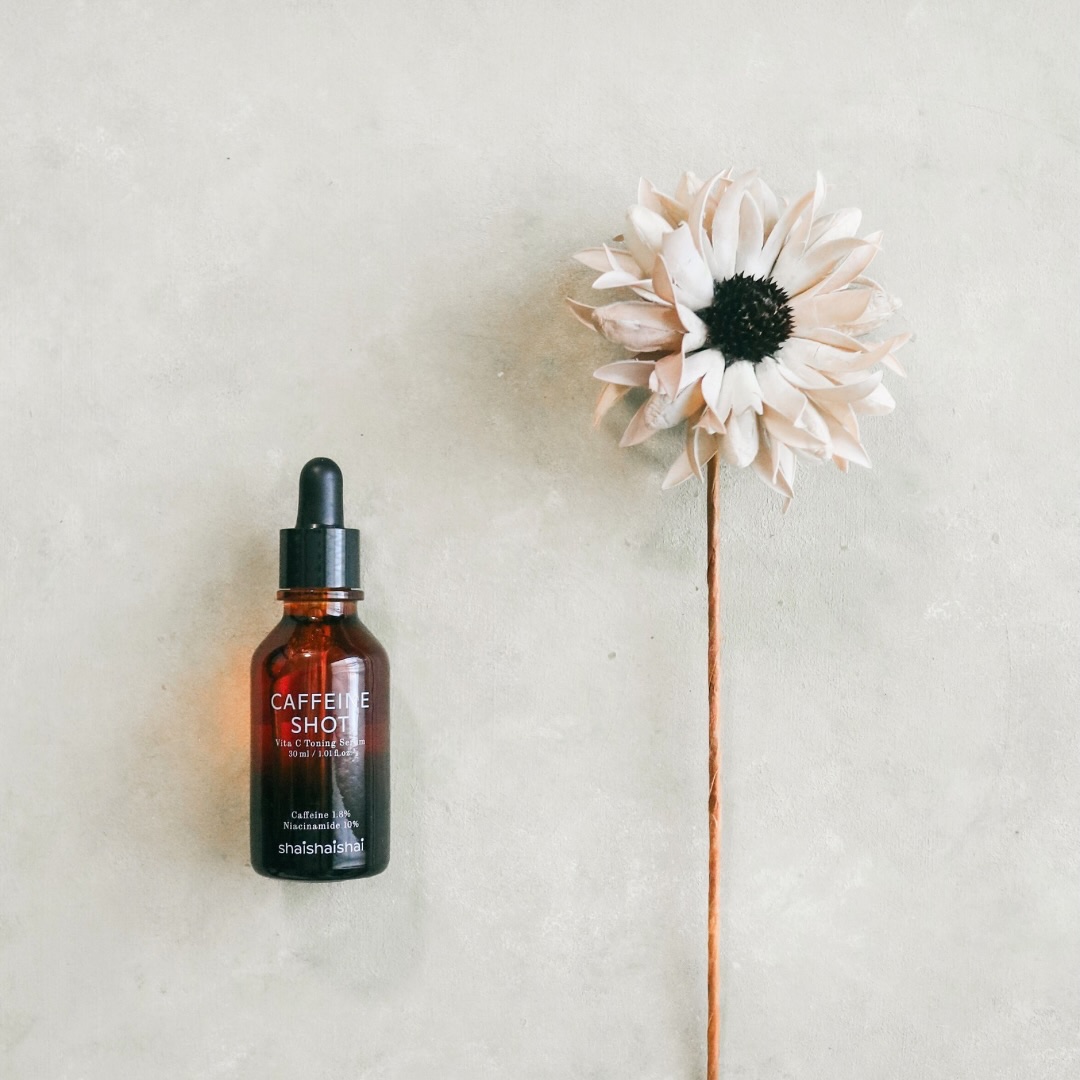 カフェインショット ビタC トーニングセラム/shaishaishai/美容液を使ったクチコミ（2枚目）