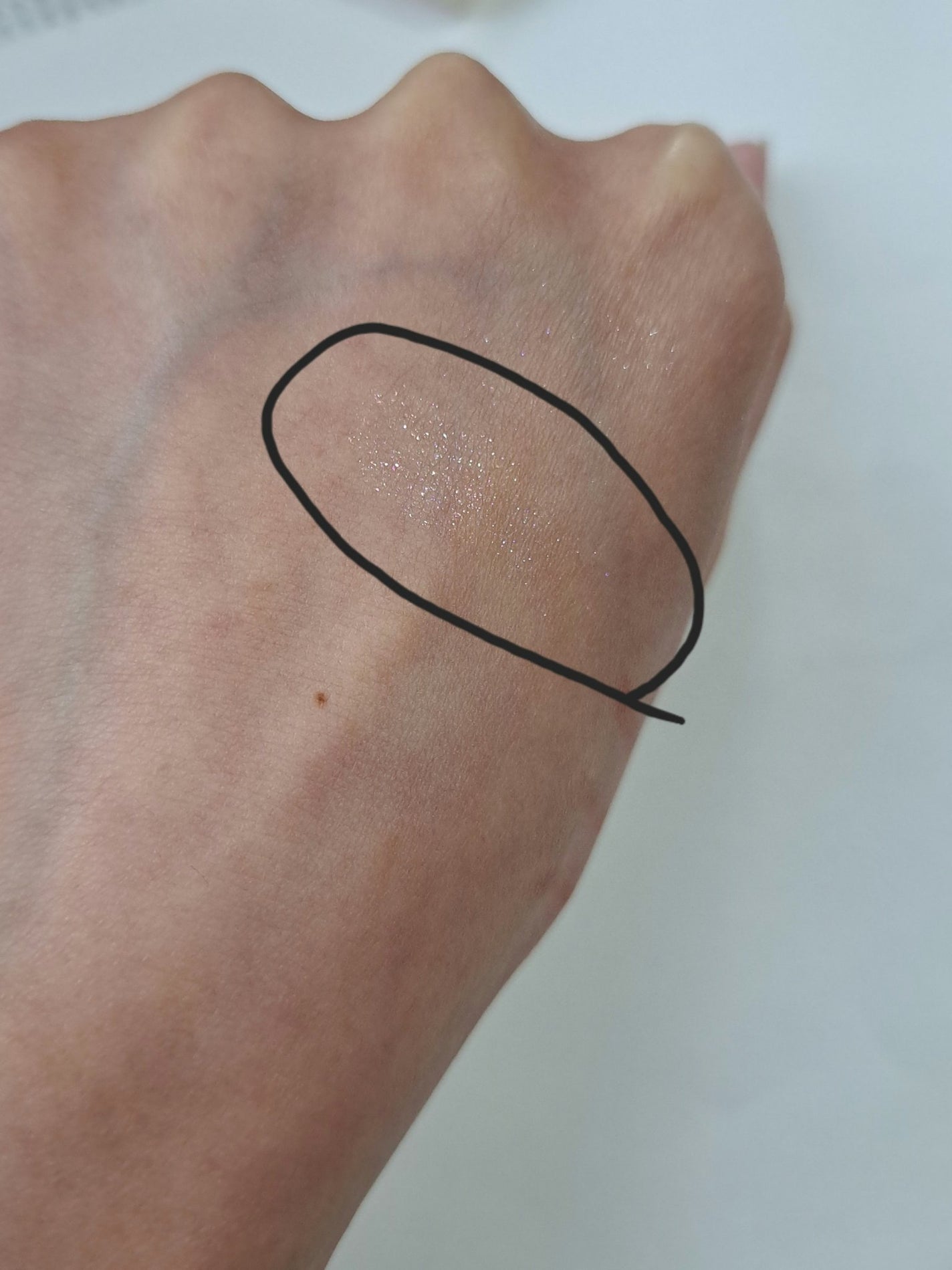 シングルシャイニーアイシャドウ/CEZANNE/アイシャドウを使ったクチコミ(4枚目)