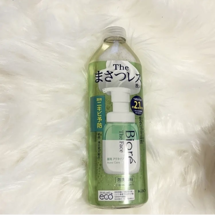 ビオレ ザフェイス 泡洗顔料 アクネケア つめかえ用(340ml)/ビオレ/泡洗顔を使ったクチコミ（1枚目）