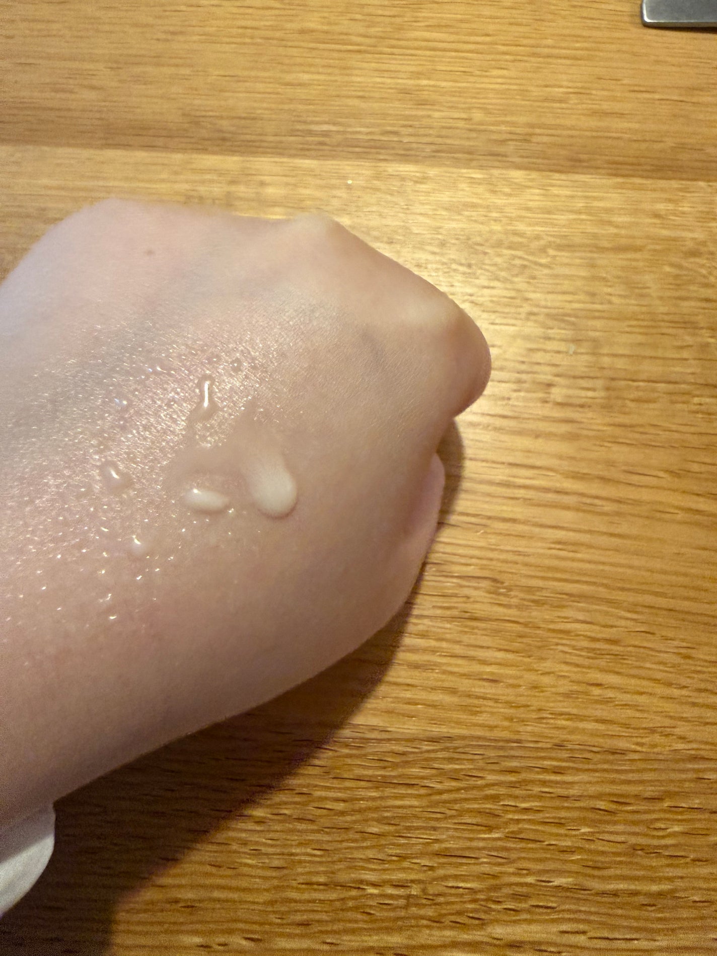 ダルバ ホワイトトリュフファーストスプレーセラム/ダルバ/ミスト状化粧水を使ったクチコミ(2枚目)