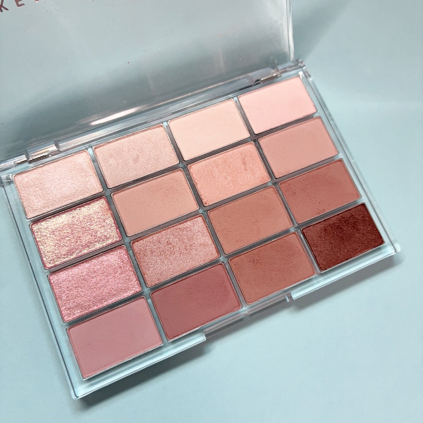 ソフトブラーリングアイパレット/wakemake/アイシャドウパレットを使ったクチコミ(2枚目)