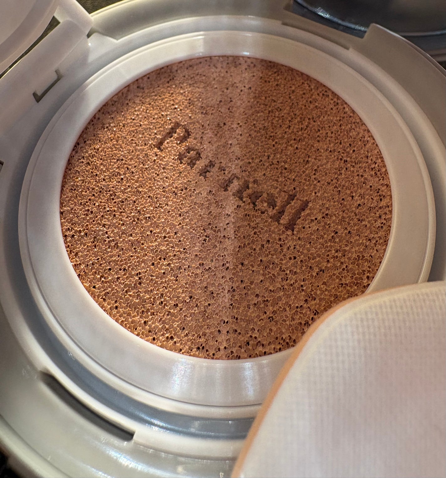 セラム イン ハイグロウ クッション ファンデ/parnell/クッションファンデーションを使ったクチコミ(4枚目)