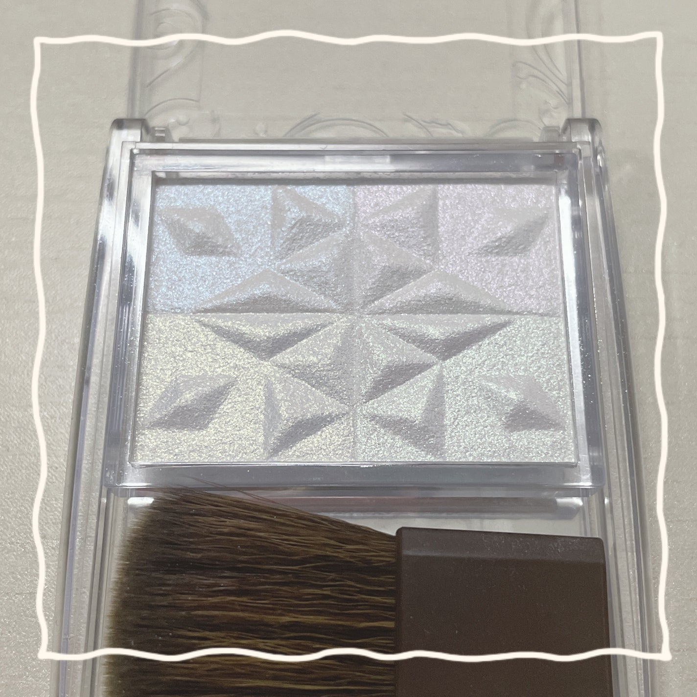 パールグロウハイライト SP3/CEZANNE/ハイライトを使ったクチコミ(4枚目)