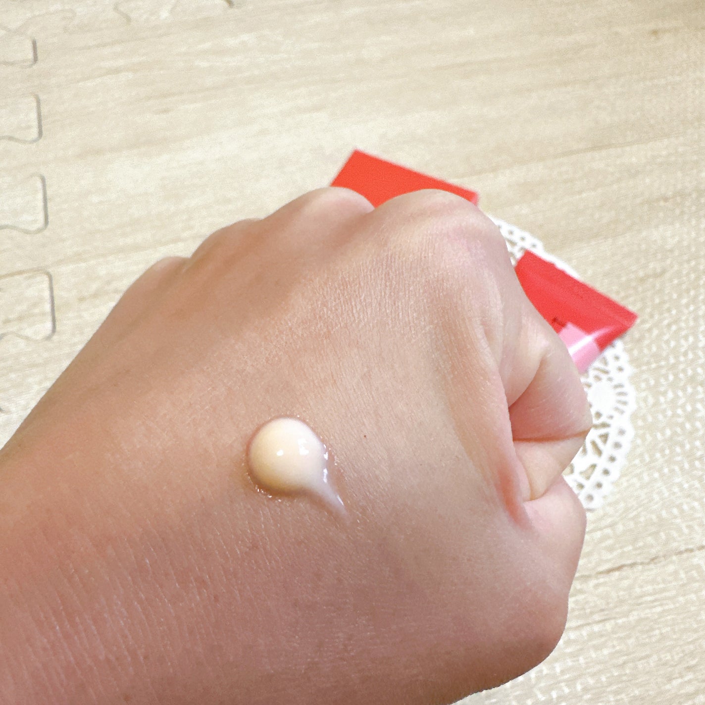 UVモイストデイセラム/SKIN POT/日焼け止めローションを使ったクチコミ(4枚目)