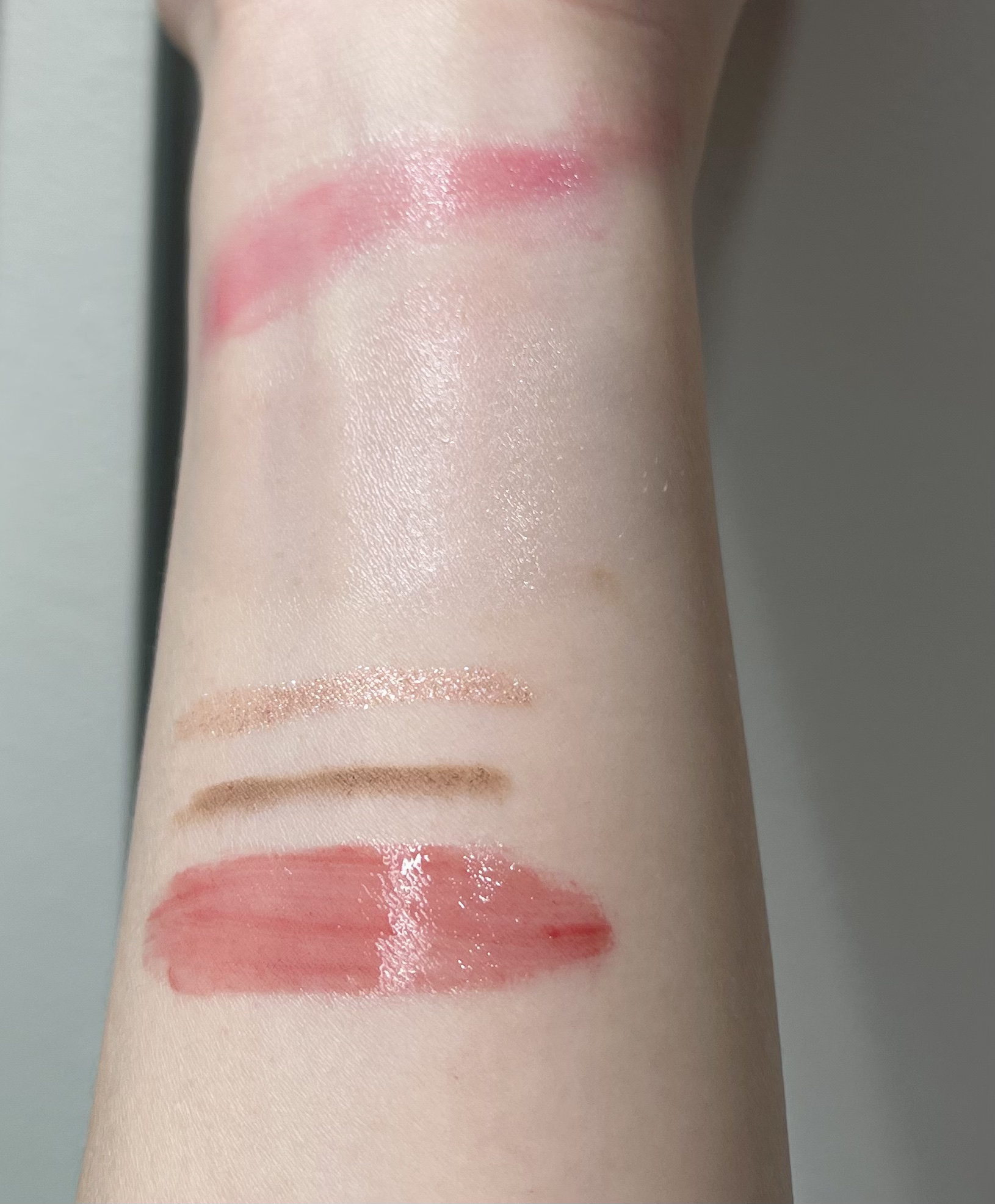 トゥルーディメンションラディアンスバーム/hince/スティックハイライトを使ったクチコミ（2枚目）