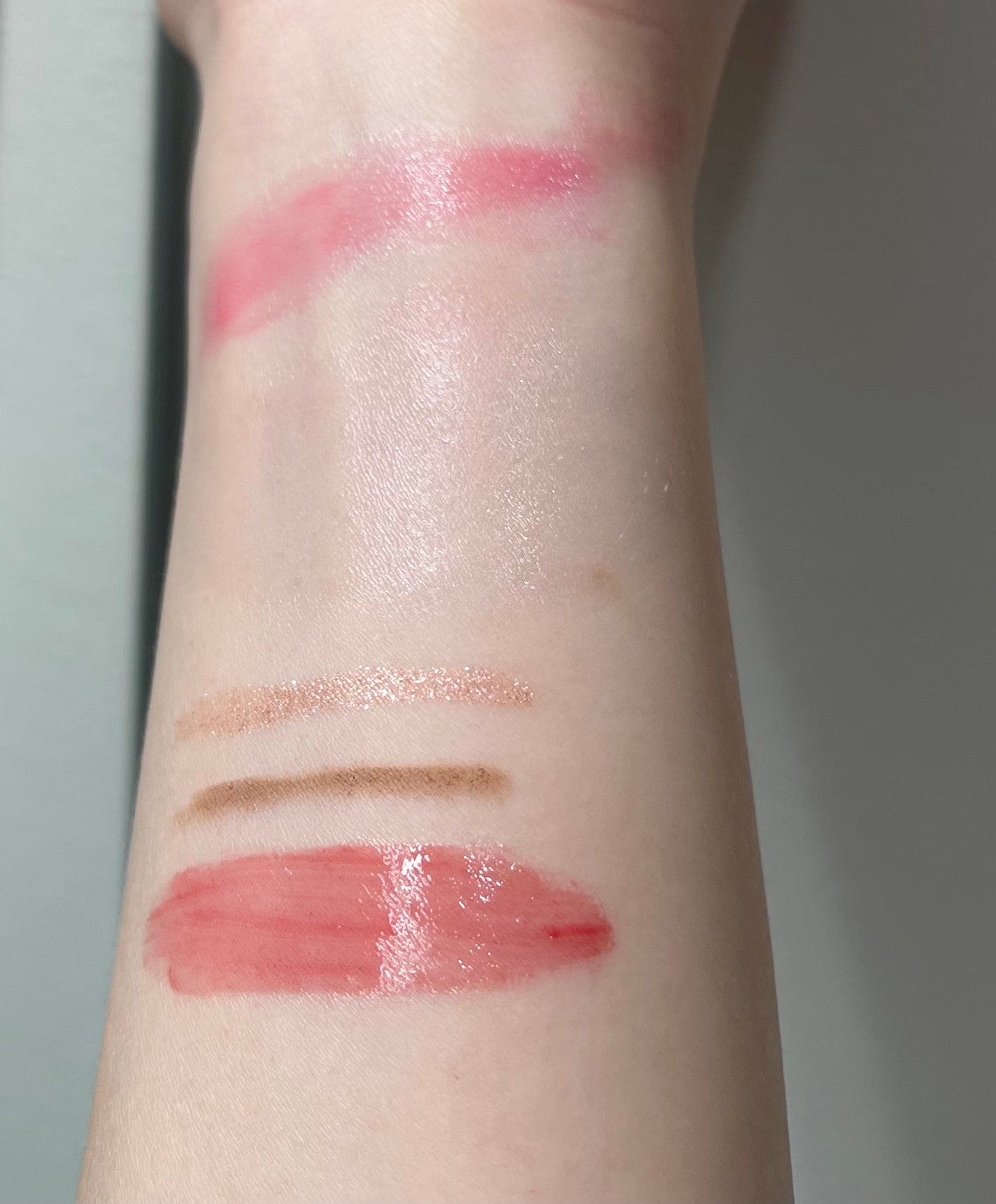 トゥルーディメンションラディアンスバーム/hince/スティックハイライトを使ったクチコミ(2枚目)