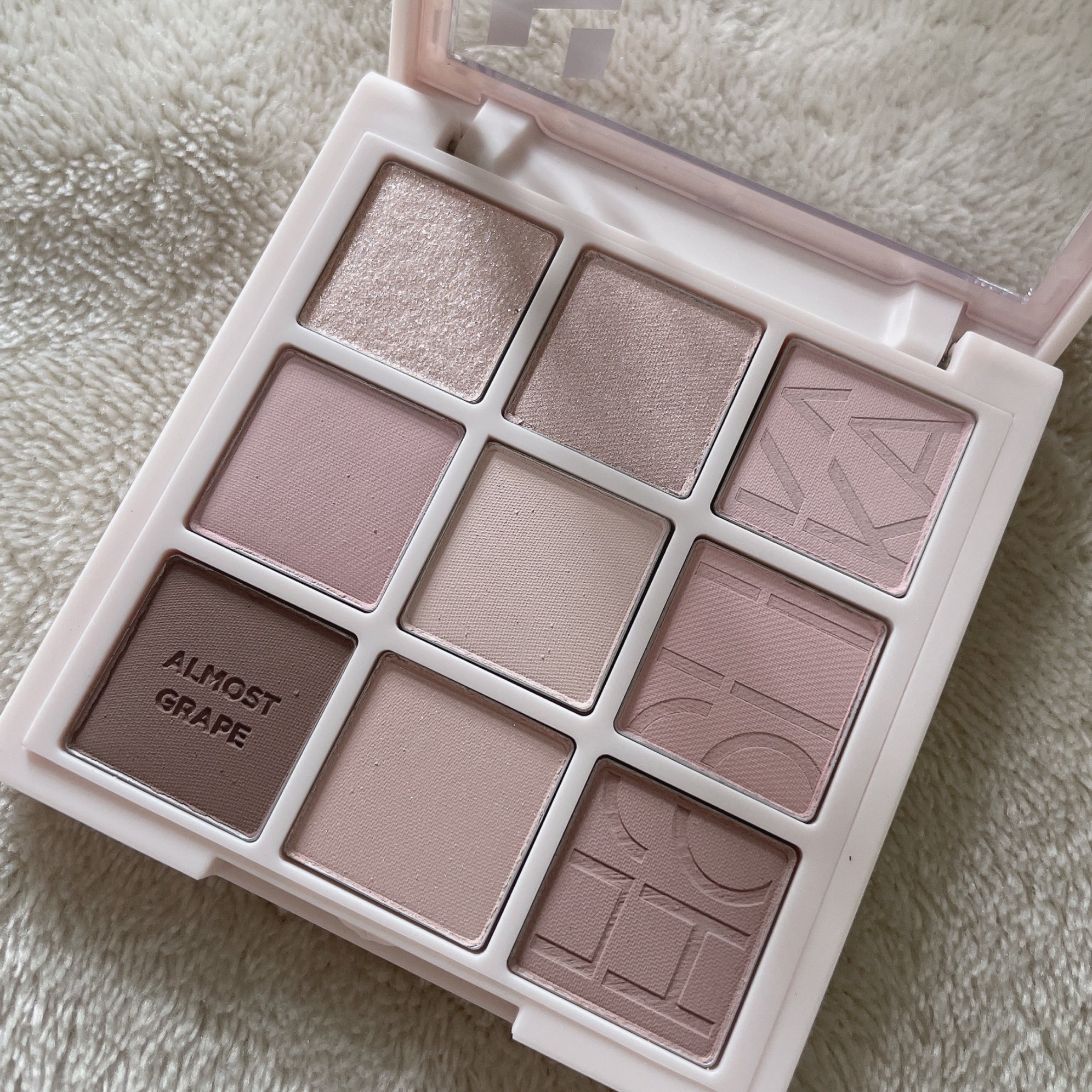 マイフェイブムードアイパレット 9カラー/HOLIKA HOLIKA/アイシャドウパレットを使ったクチコミ（2枚目）