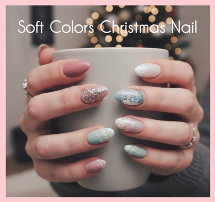 きんとん on LIPS 「赤や緑以外のクリスマスネイルもありですよね🎄#最旬ちゅるんネイ..」(1枚目)