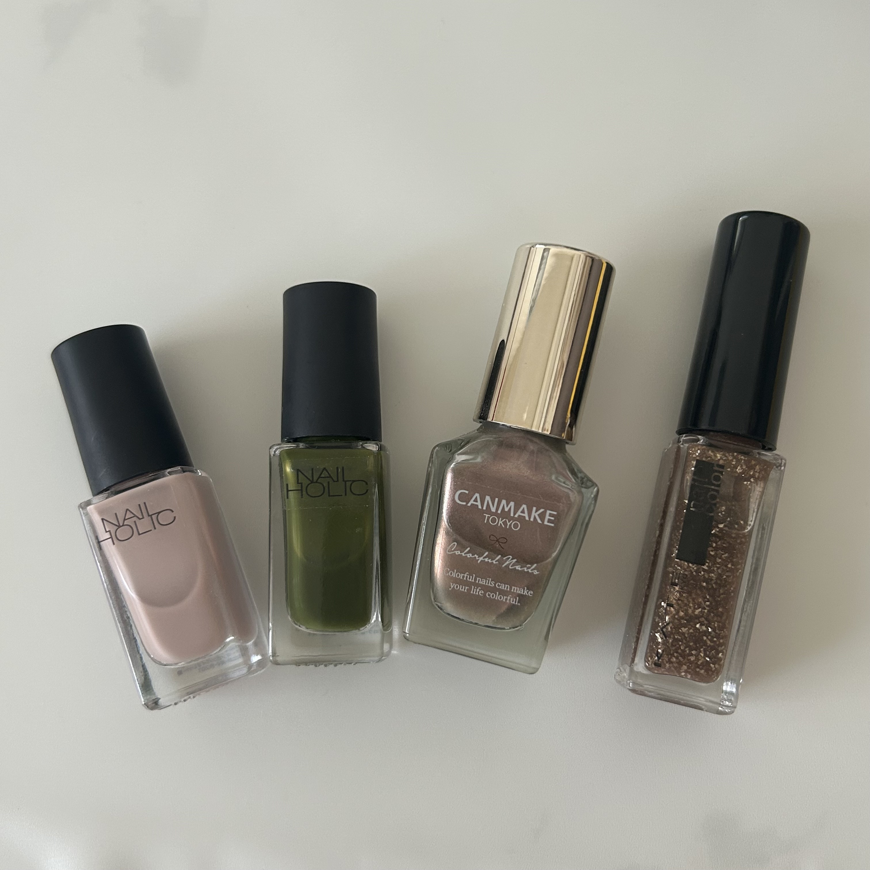 ネイルホリック くすみカラーズ/ネイルホリック/マニキュアを使ったクチコミ（2枚目）