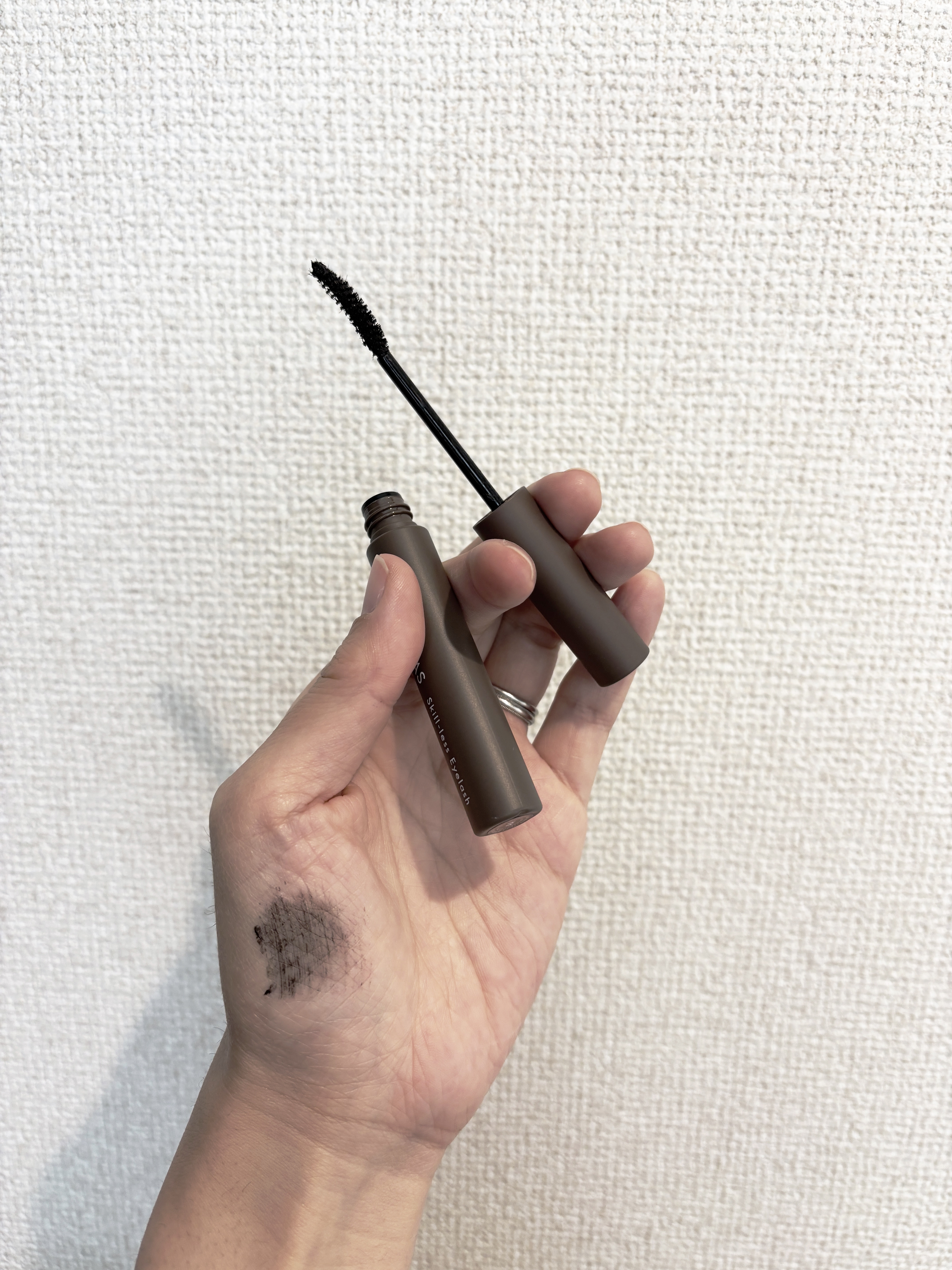 スキルレスアイラッシュ 02.ローストブラウン/LUMIURGLAS/マスカラを使ったクチコミ（1枚目）