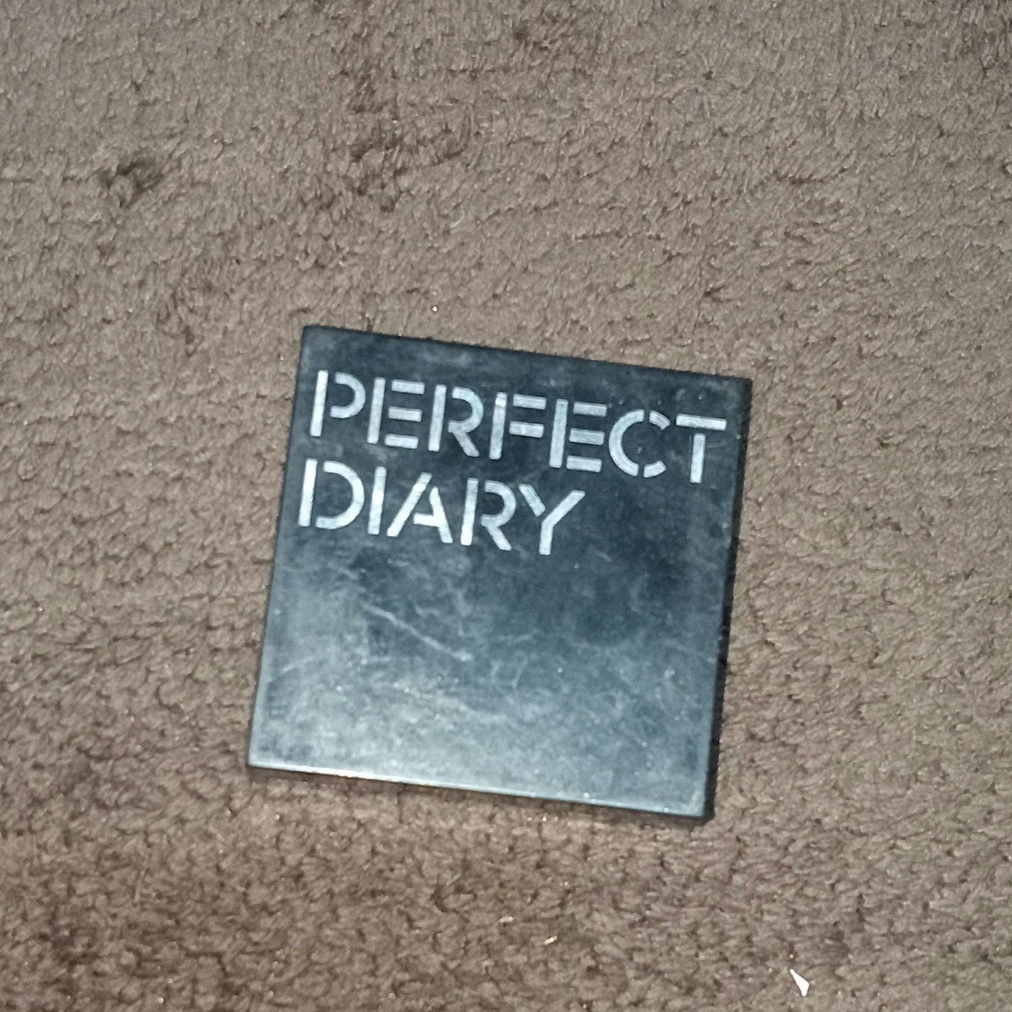 トランスルーシェント ブルーリング セッティング パウダー/PERFECT DIARY/プレストパウダーを使ったクチコミ(2枚目)