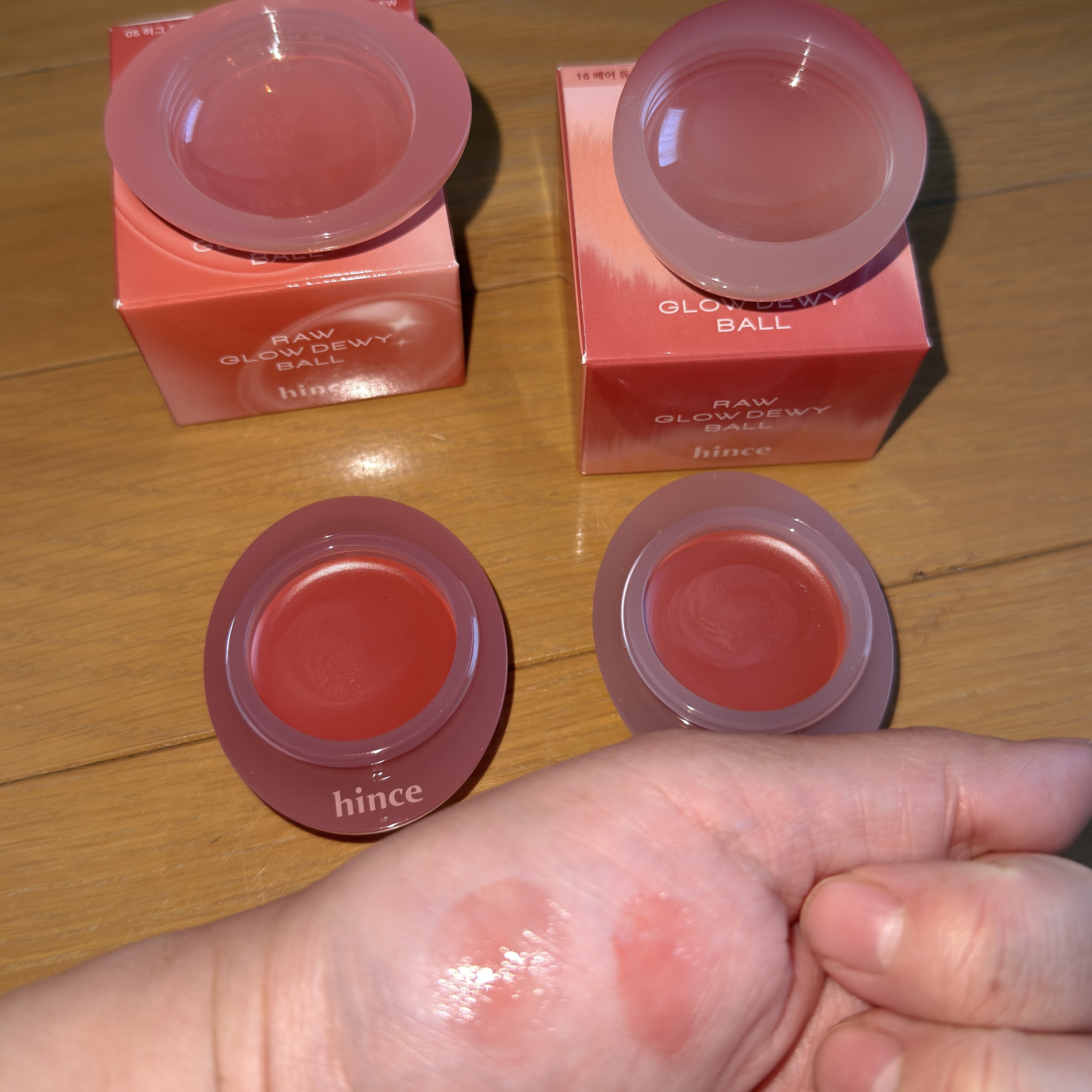 ロウグロウデューイーボール 16 ベアデュー/hince/リップバームを使ったクチコミ（3枚目）