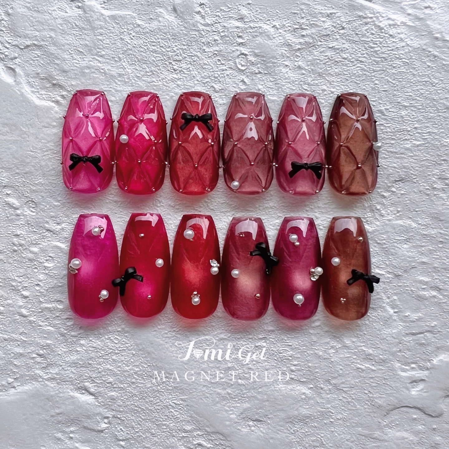 💫💫💫
⁡
@tominail.japan 
⁡12/8 am10:00〜

人気のMAGNET REDの第二弾✨
⁡
MAGNET RED 6色セット
▸容量：2g
▸6色セット特別価格：4644円（税込）
▸単品：860円（税込）