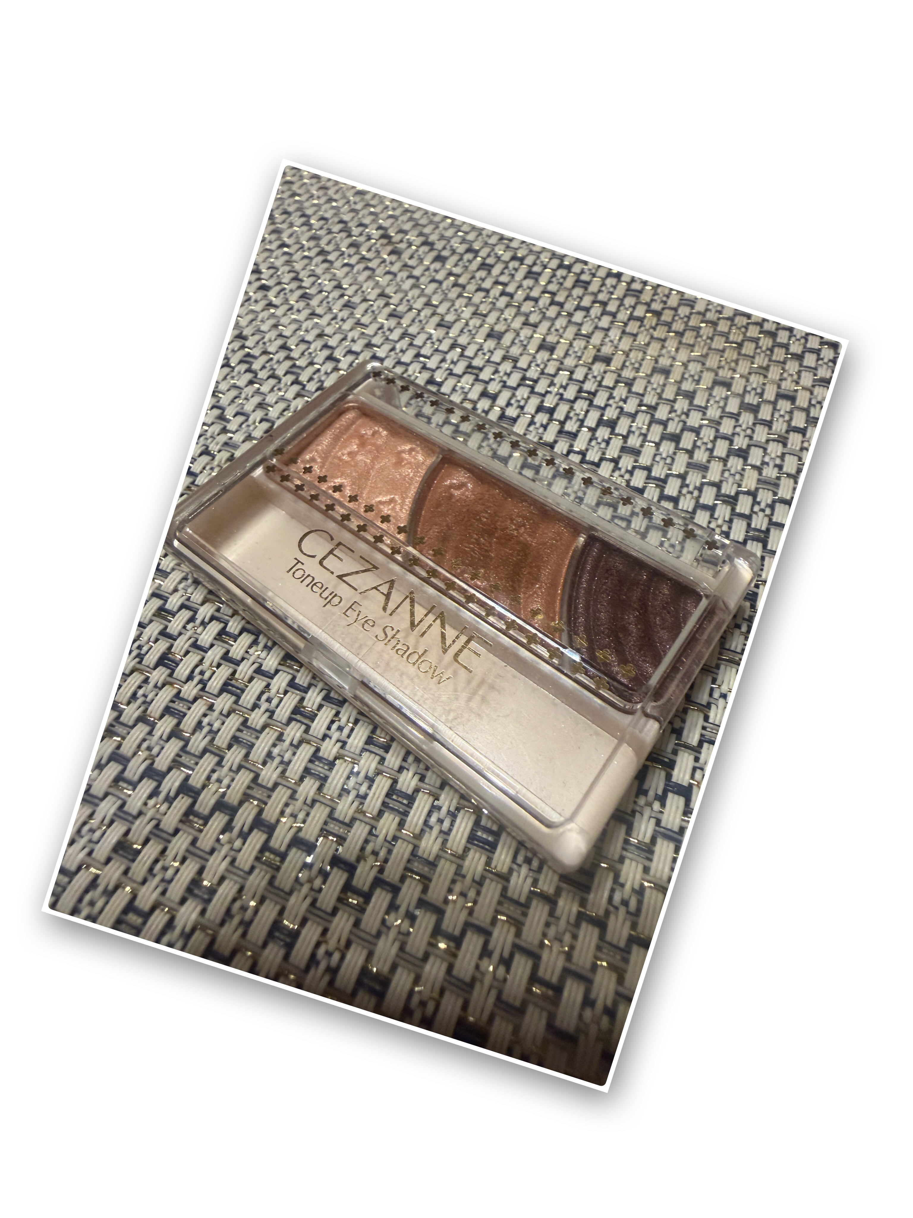 トーンアップアイシャドウ/CEZANNE/アイシャドウパレットを使ったクチコミ（1枚目）